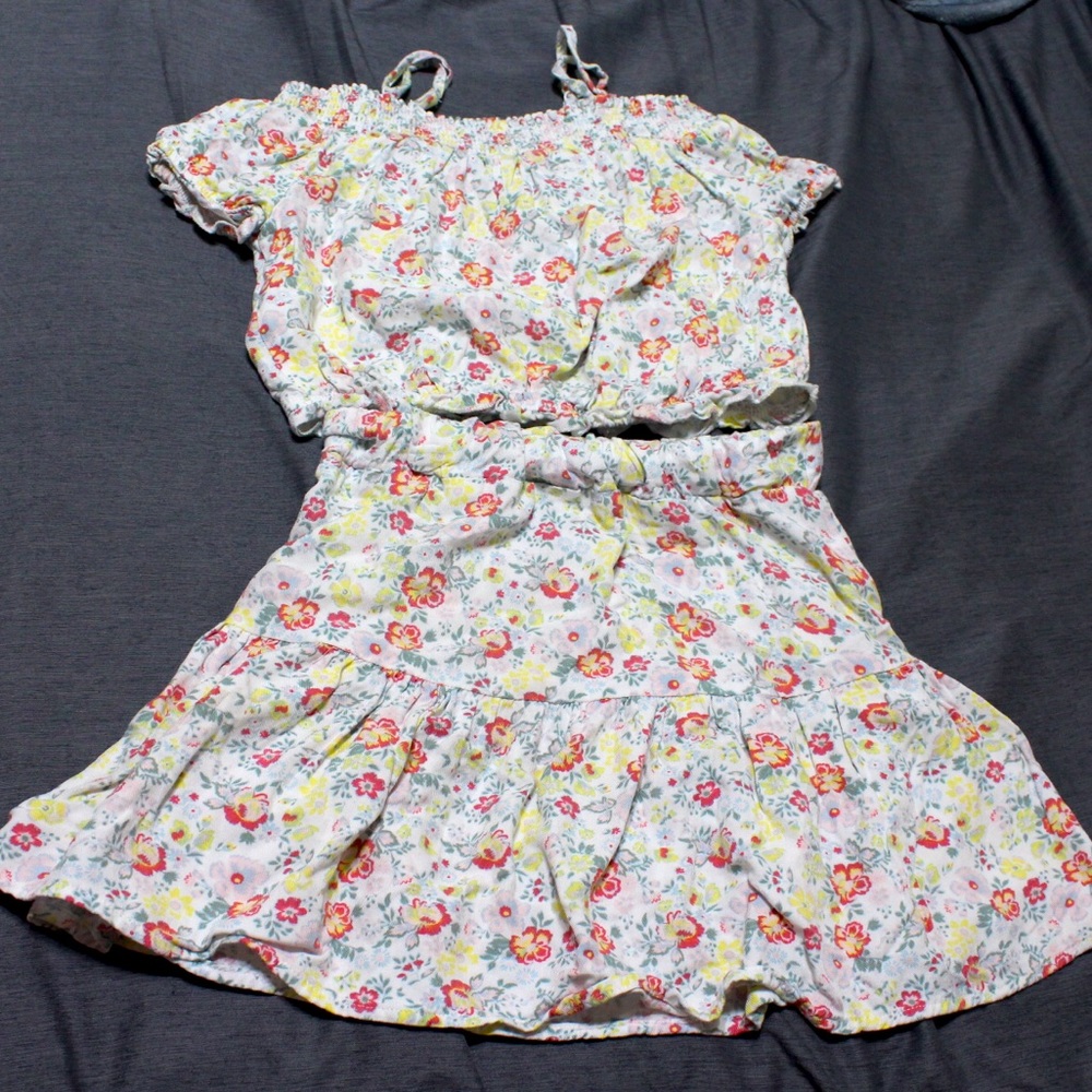 EPIC THREADS 2 Piece Crop Top and Skirt Floral Pattern